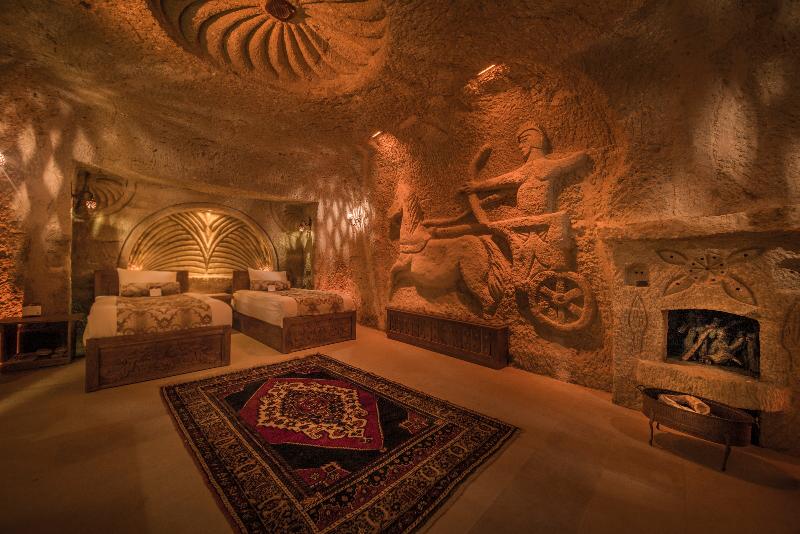 Kapadokya Hill Hotel Spa (+12)