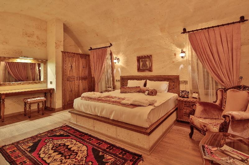 Kapadokya Hill Hotel Spa (+12)