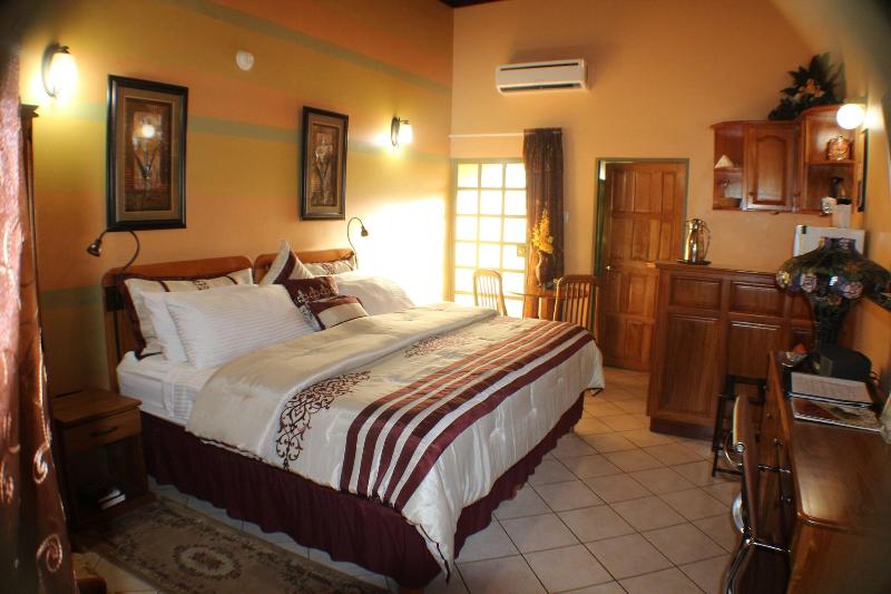 Native Abode image