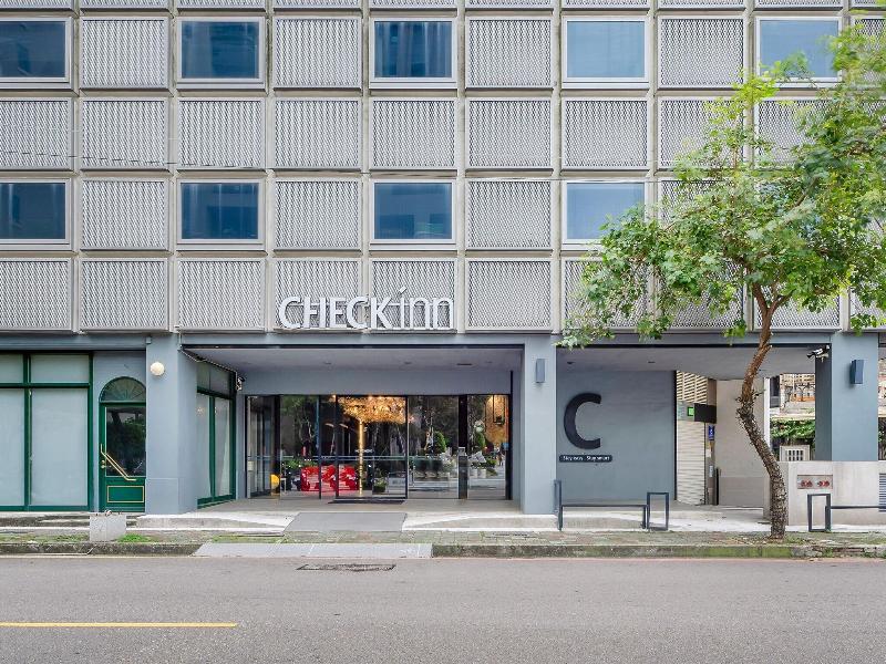 CHECK inn Taichung LiMing image