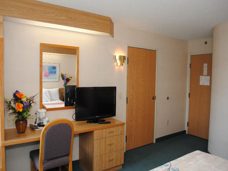 Rodeway Inn Willington image