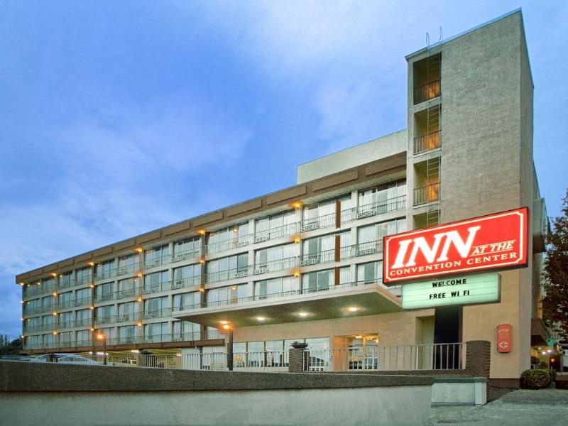 Inn At The Convention Center