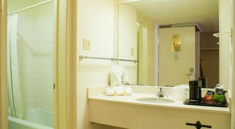 Midtown Hotel New Orleans image