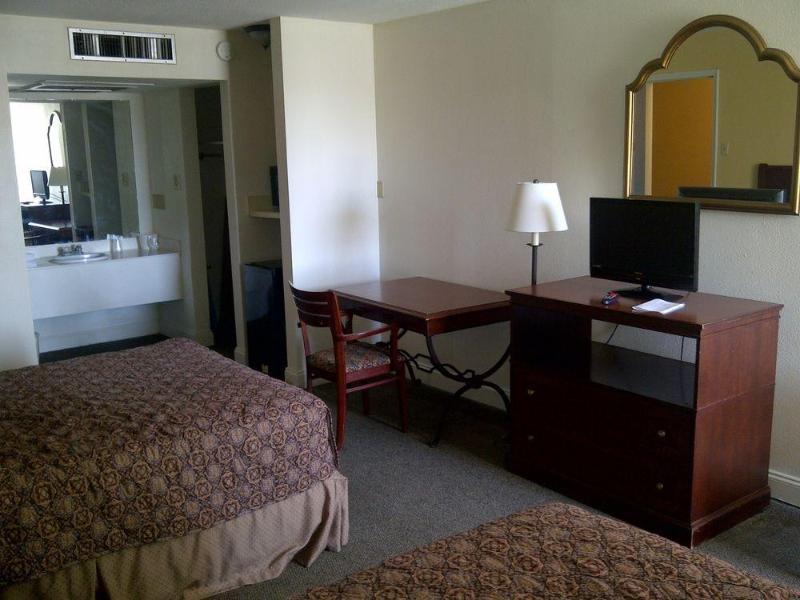 Midtown Hotel New Orleans image