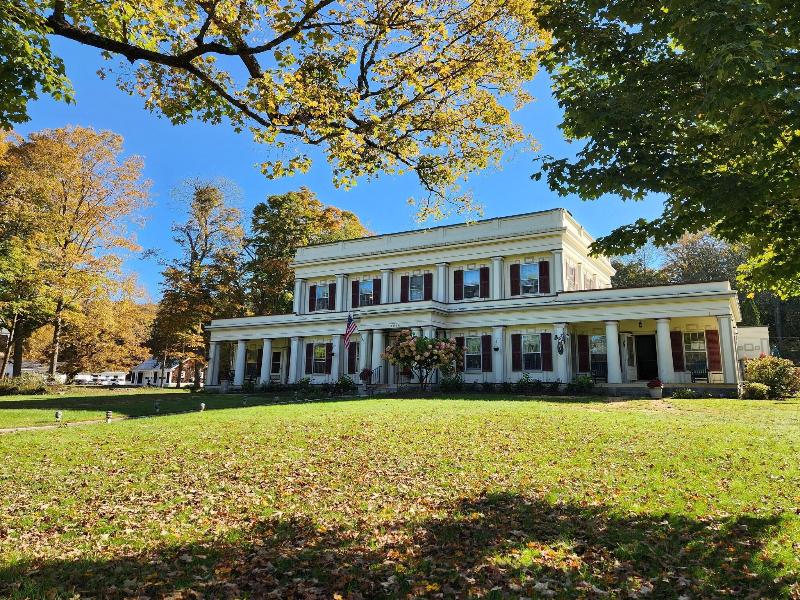 Arlington Inn