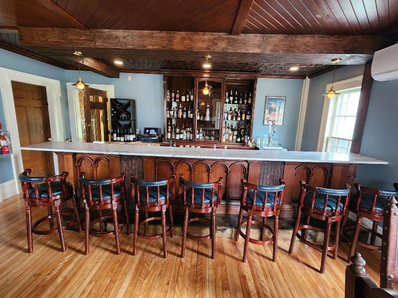 Arlington Inn