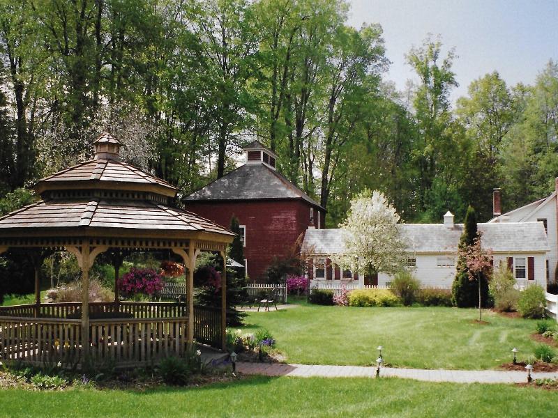 Arlington Inn