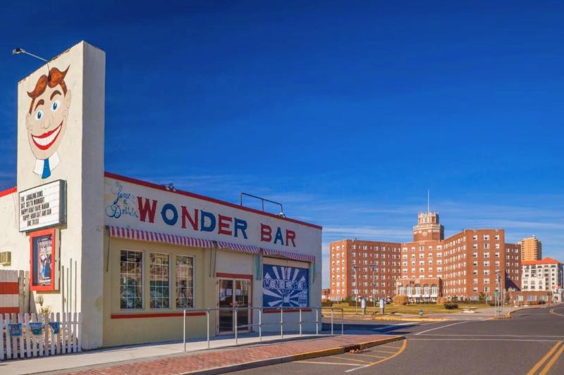 Berkeley Ocean Front Hotel image