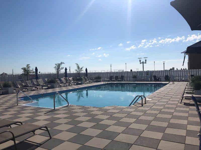 Berkeley Ocean Front Hotel image