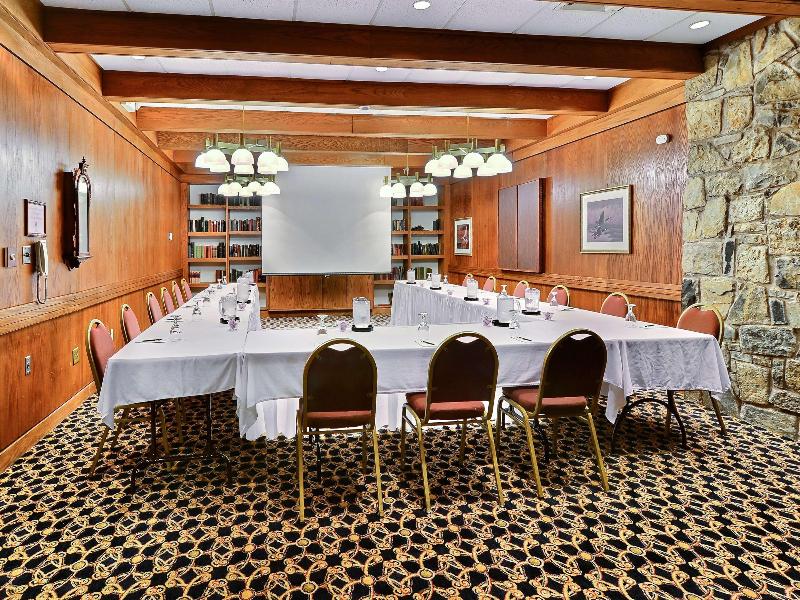 Toftrees Golf Resort And Conference Center image