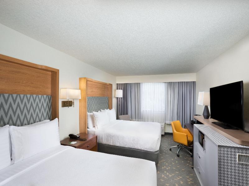 Holiday Inn Asheville East-Blue Ridge Pkwy By IHG image