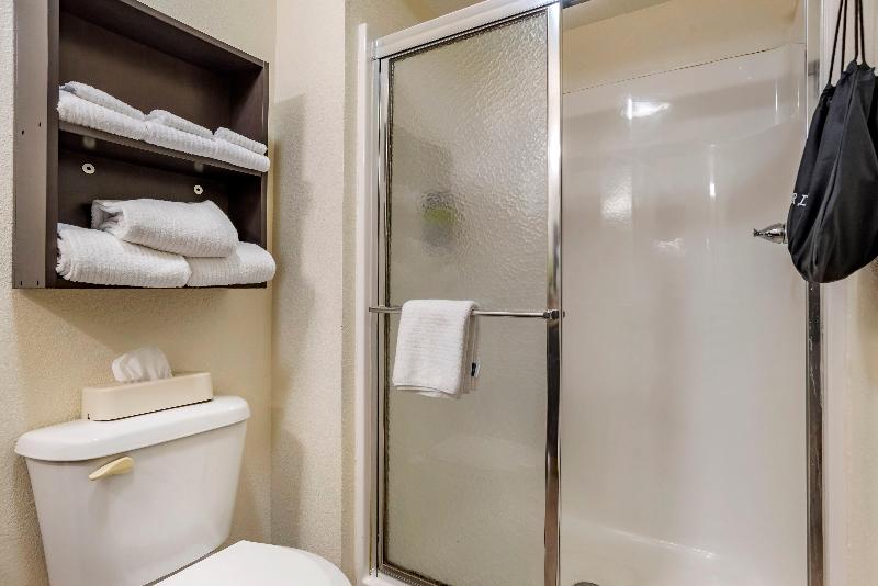 Candlewood Suites Alabaster image