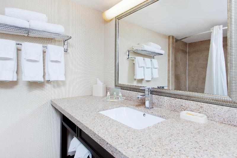 Wyndham Garden Dover image