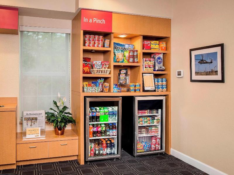 Towneplace Suites Clinton At Joint Base Andrews image