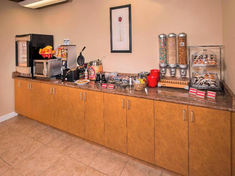 Towneplace Suites Clinton At Joint Base Andrews image