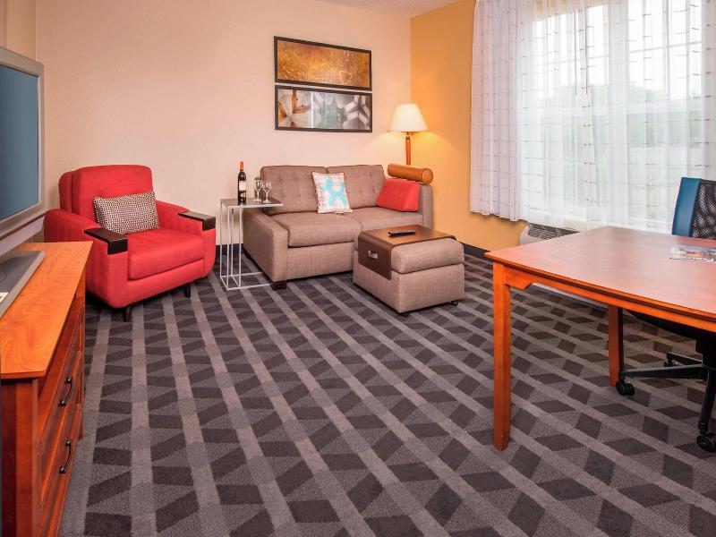 Towneplace Suites Clinton At Joint Base Andrews image