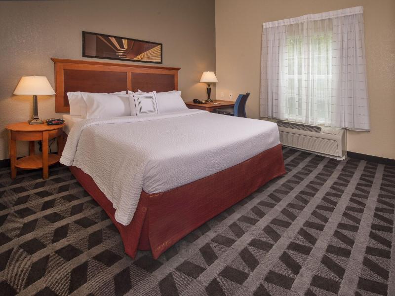 Towneplace Suites Clinton At Joint Base Andrews image