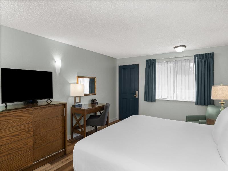 Super 8 by Wyndham Florence OR image