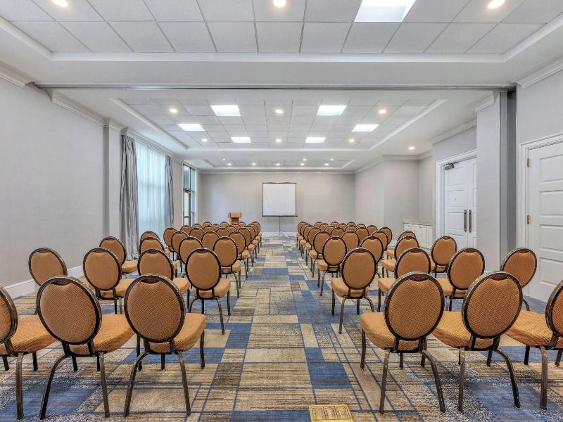 Sheraton Tarrytown Hotel image