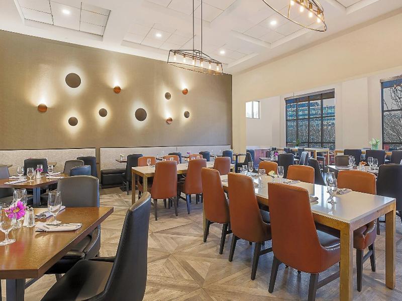 Sheraton Tarrytown Hotel image