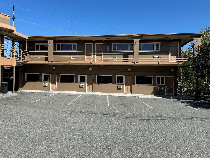 Puffin Inn image
