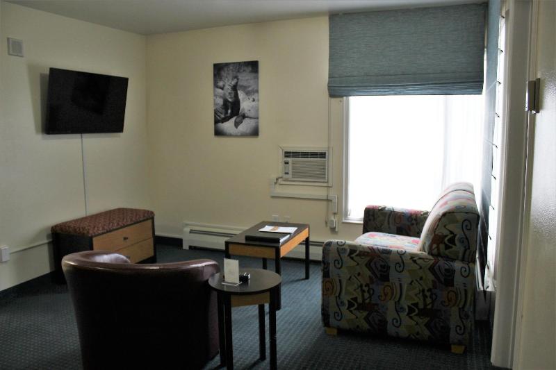 Puffin Inn image