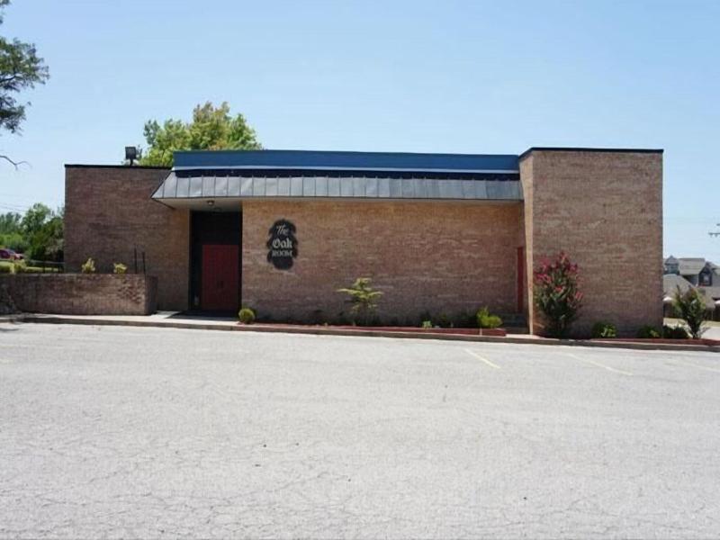 Lincoln Inn Express Hotel And Suites