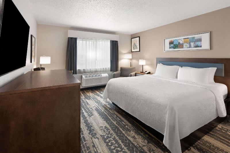 Wingate by Wyndham Marion image
