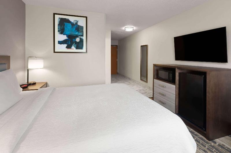 Wingate by Wyndham Marion image