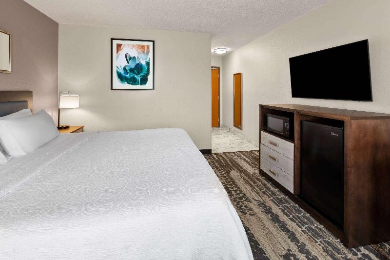 Wingate by Wyndham Marion image