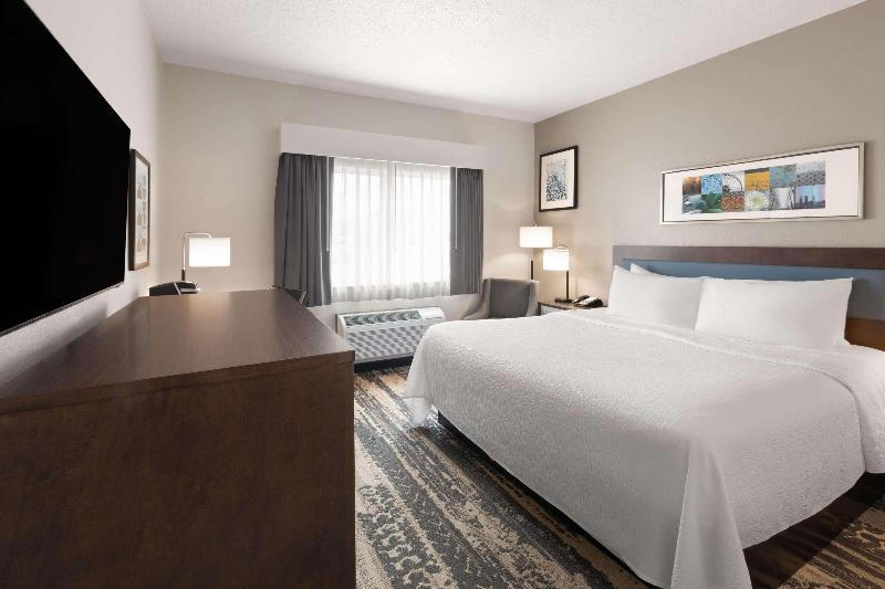 Wingate by Wyndham Marion image