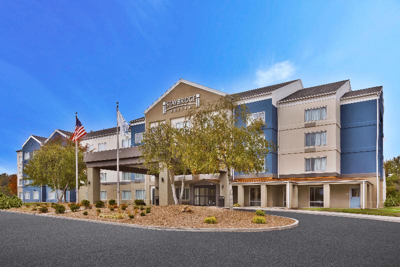 Staybridge Suites Pittsburgh Airport By IHG image