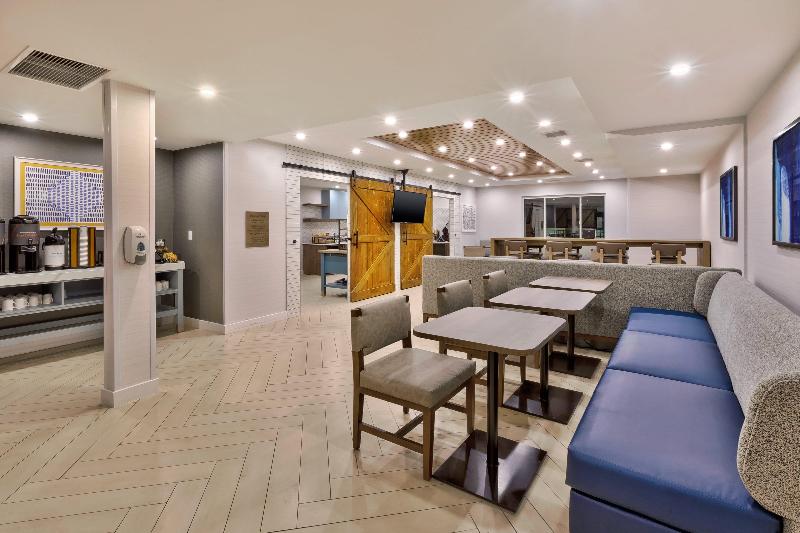 Staybridge Suites Pittsburgh Airport By IHG image
