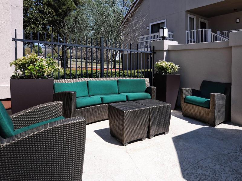 Residence Inn Dallas Las Colinas image