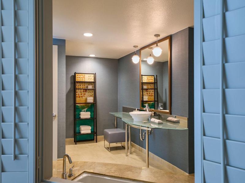 Renaissance ClubSport Aliso Viejo Laguna Beach image