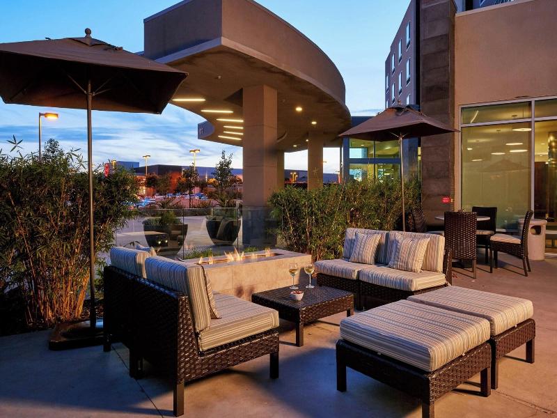 Courtyard San Jose North/Silicon Valley image
