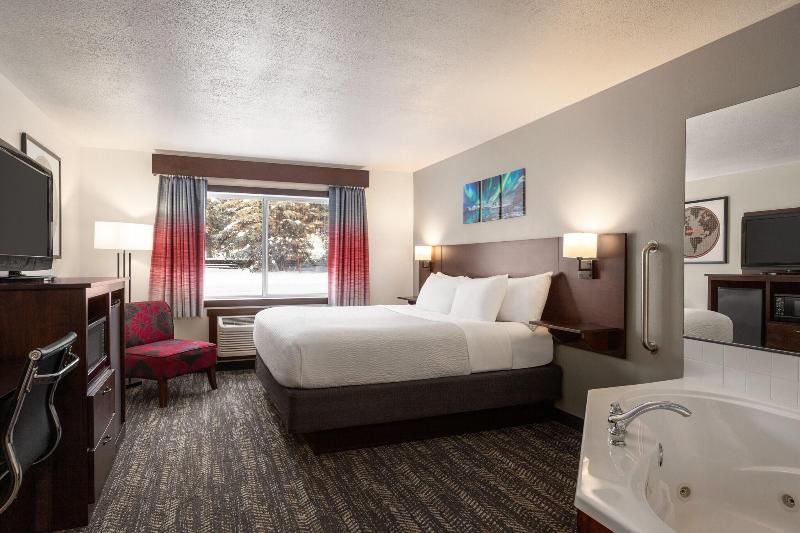 Ramada by Wyndham Richland Center image