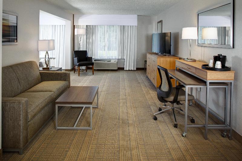 Holiday Inn Franklin - Cool Springs by IHG image
