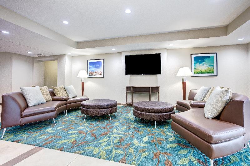 Candlewood Suites Cut Off image 7