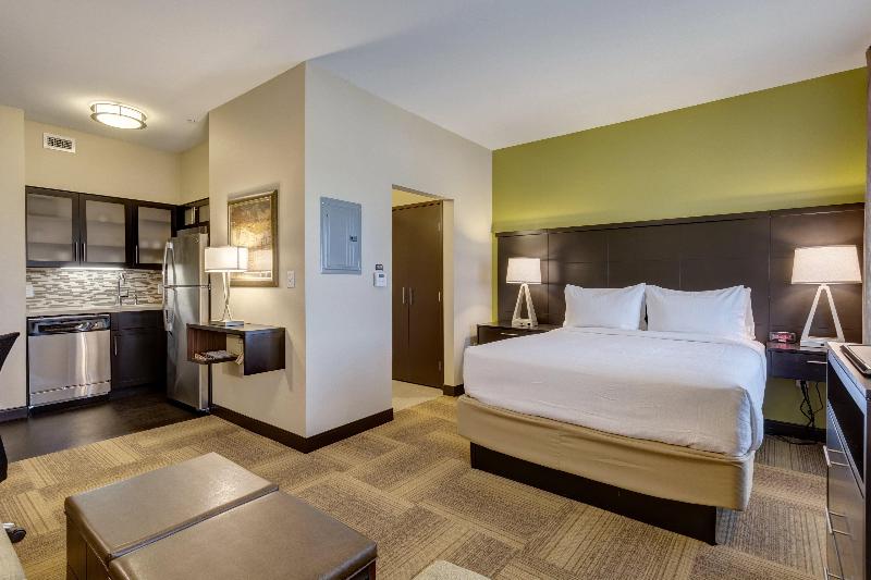 Staybridge Suites St Louis - Westport image
