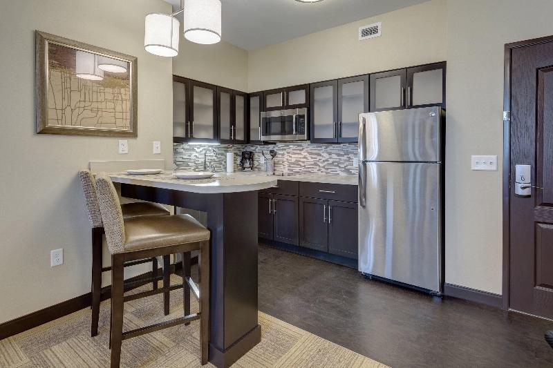 Staybridge Suites St Louis - Westport image