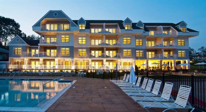 Water S Edge Resort And Spa image