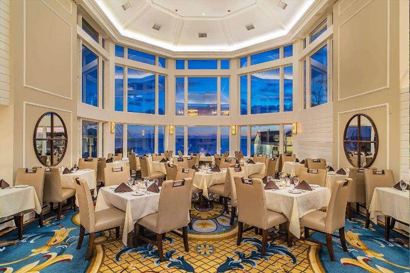 Water S Edge Resort And Spa image