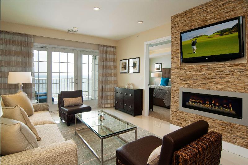 Water S Edge Resort And Spa image