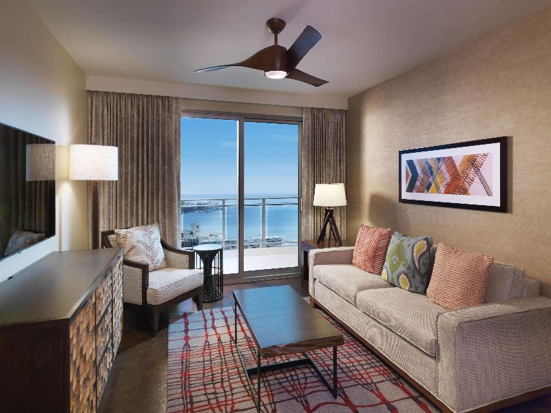 Hilton Grand Vac Club The Grand Islander Waikiki image