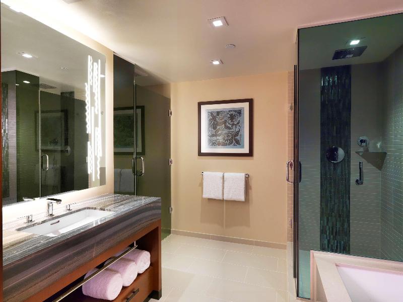 Hilton Grand Vac Club The Grand Islander Waikiki image