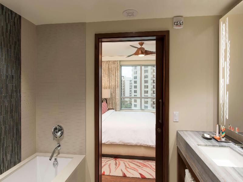 Hilton Grand Vac Club The Grand Islander Waikiki image