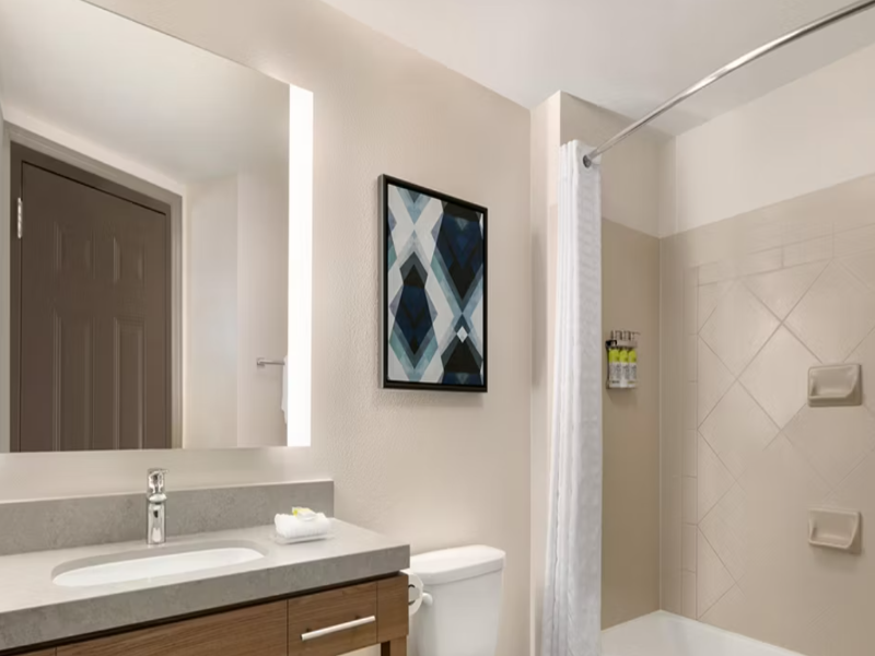 Holiday Inn Cleveland Airport West by IHG image
