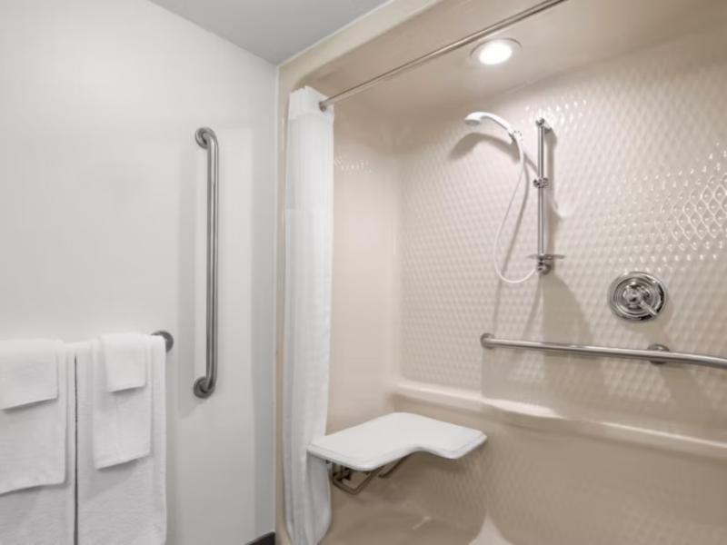 Holiday Inn Cleveland Airport West by IHG image