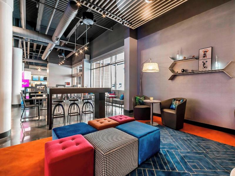 Aloft Newport On The Levee image